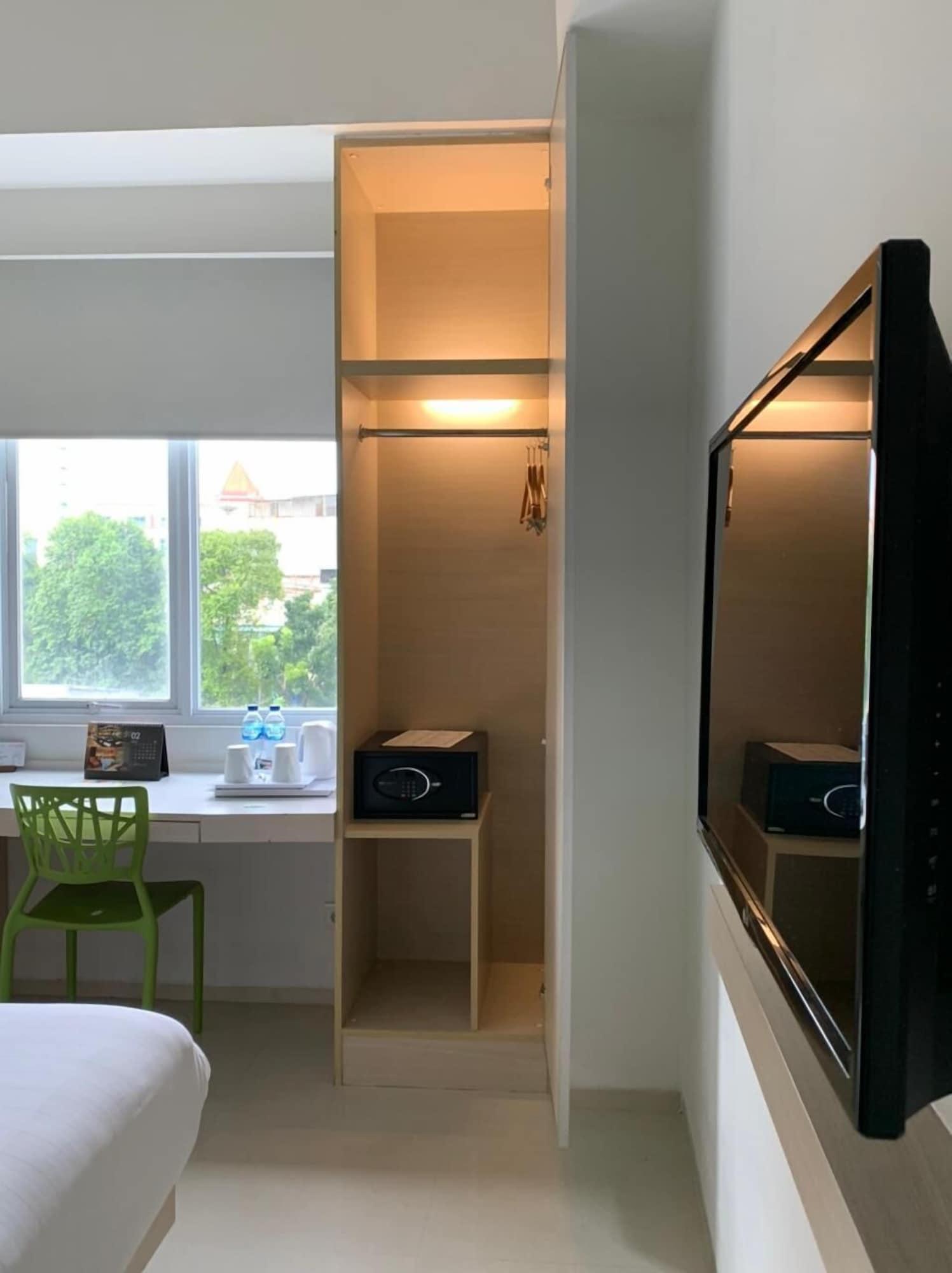 Zuri Express Mangga Dua Hotel Jakarta Eksteriør billede
