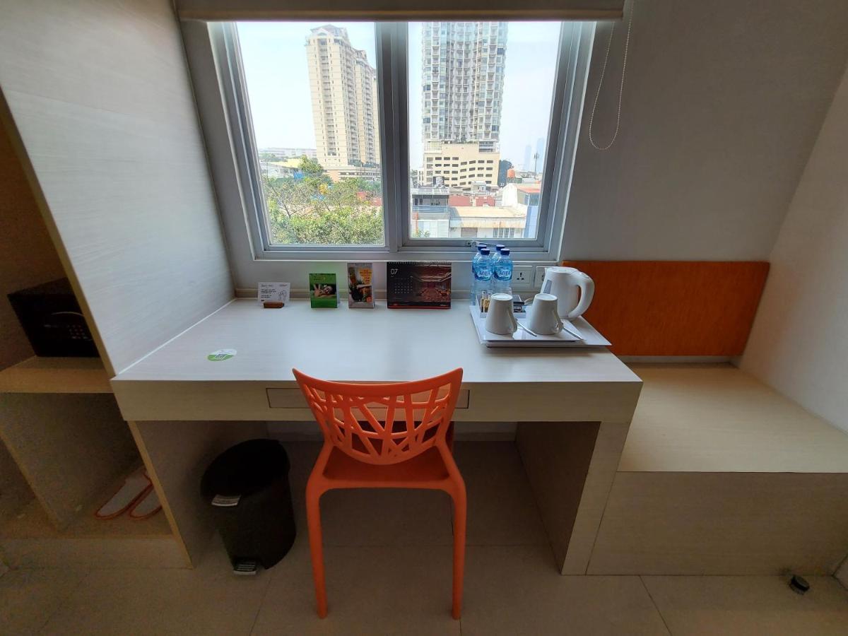 Zuri Express Mangga Dua Hotel Jakarta Eksteriør billede
